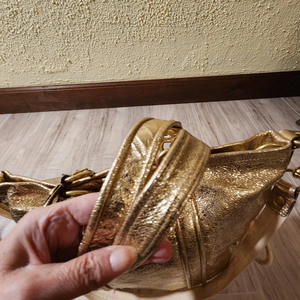 Coach Gold Shoulder Bag - Picture 4 of 15